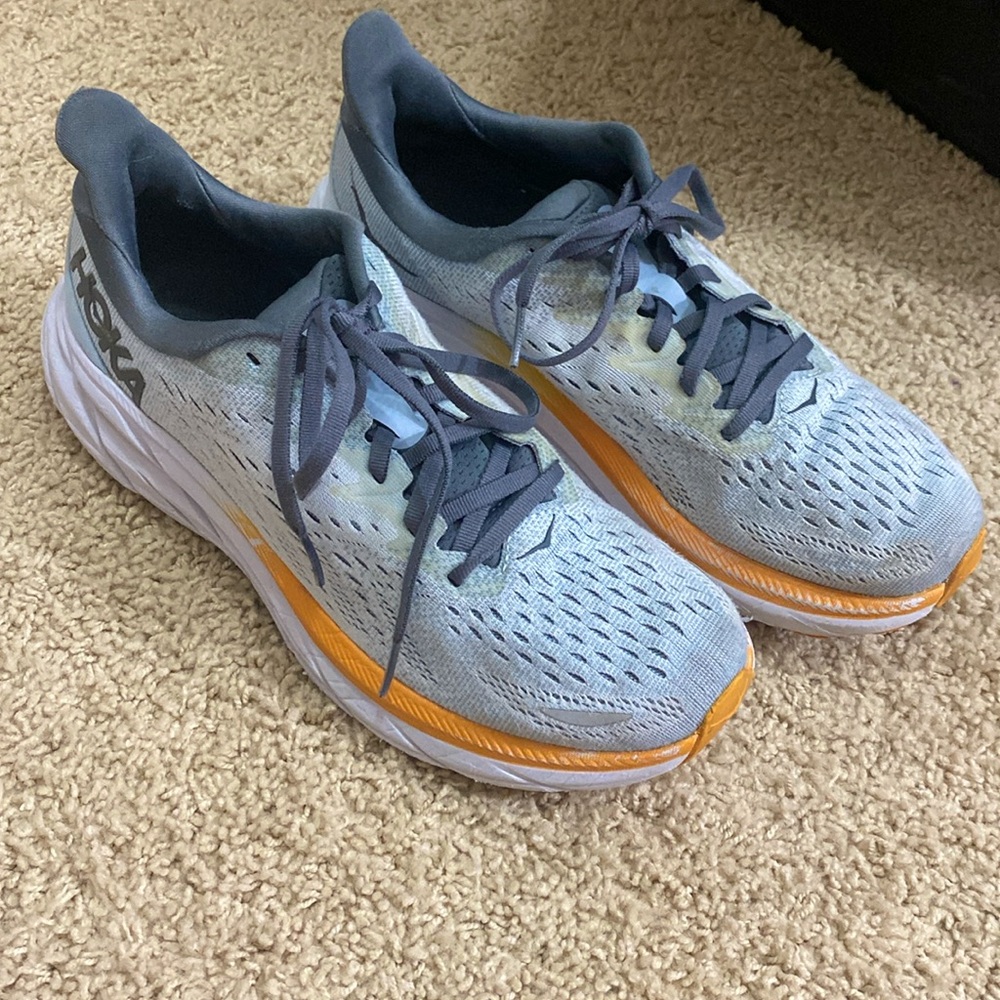 Hoka Clifton 8 athletic shoes sneakers gray orange size 8 preowned